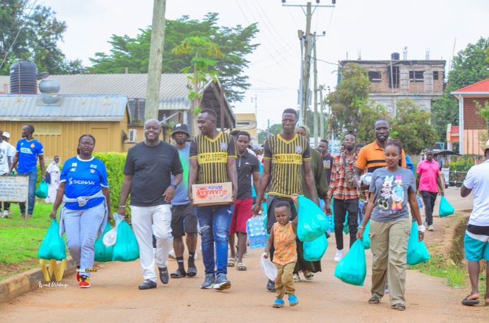 Supporting Mothers at Mbale Main Hospital – A Touching Outreach by Ismail Watenga Foundation